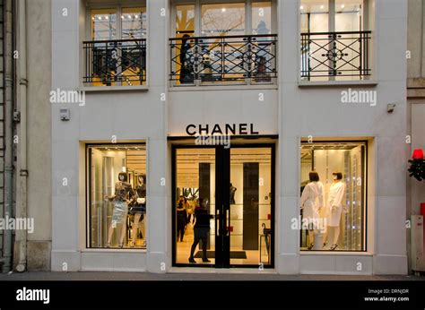 chanel handbag store in paris|chanel boutique paris france.